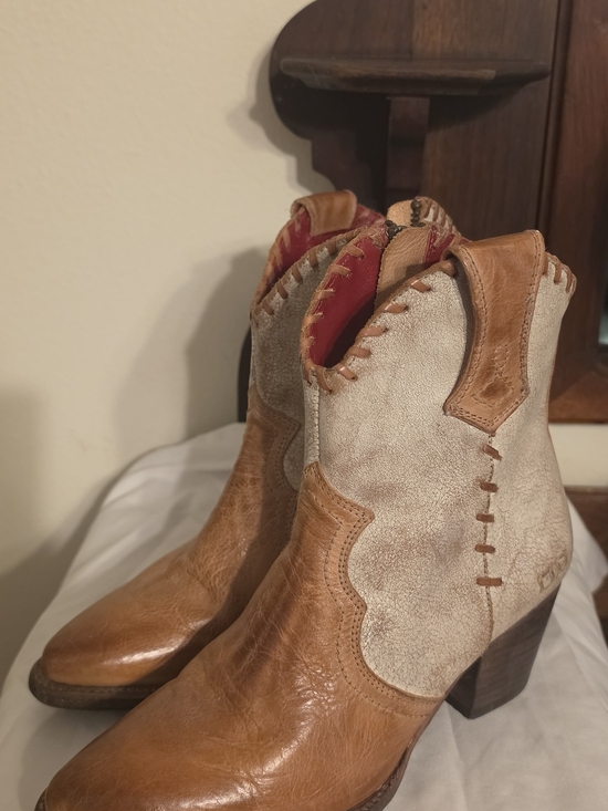 Bed Stu Shoes - Bed Stu Two-Tone Tan and Cream Western Ankle Booties